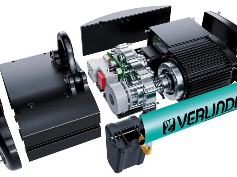 EUROCHAIN VX-S brings a single-speed spin-off of the EUROCHAIN VX line, delivering essential-grade lifting gear for electric chain hoists rated 125 to 2000 kg