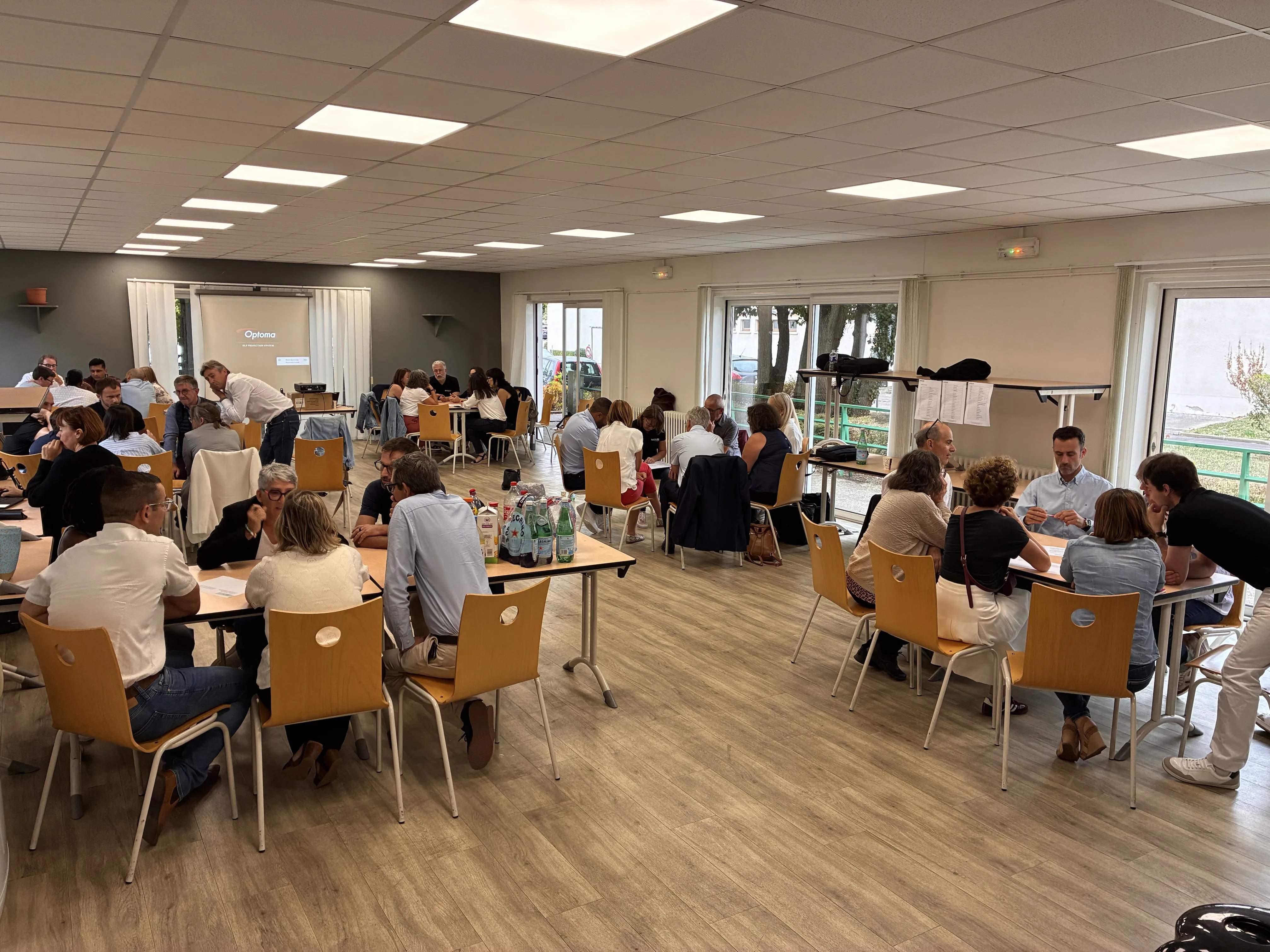 On September 8 rd 2026, our teams came together at our headquarters in Vernouillet for a day focused on collaboration, knowledge sharing, and shaping Verlinde's future. The agenda covered a review of recent achievements and internal changes, updates on our products and digital initiatives, presentations of new projects, and a workshop centred on best practices. The seminar continued the next day with a programme dedicated specifically to our commercial teams and product training workshops .